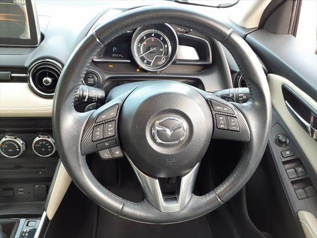 MAZDA DEMIO 2015 Image 31