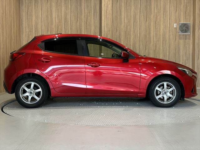 MAZDA DEMIO 2015 Image 31