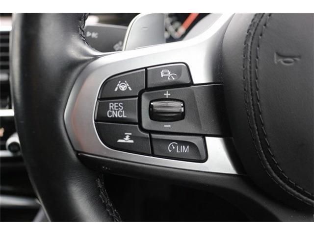 BMW 5SERIES SEDAN 2019 Image 31