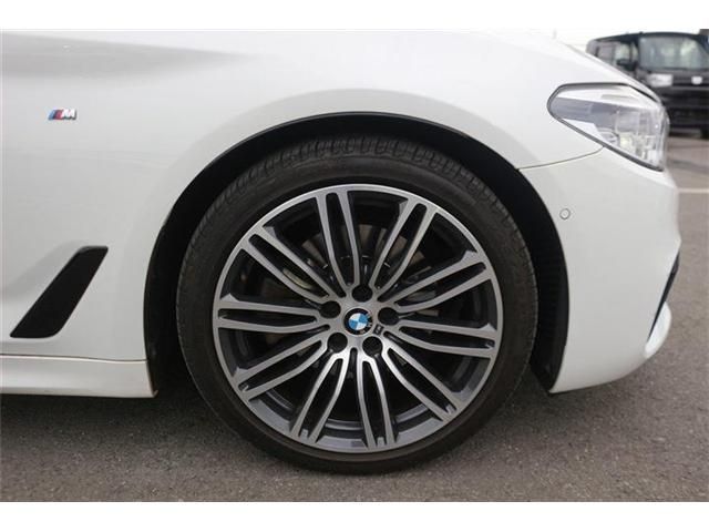 BMW 5SERIES SEDAN 2019 Image 31