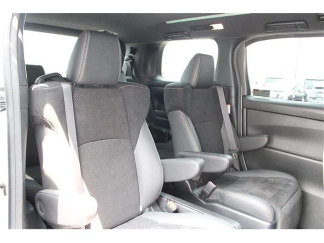 TOYOTA ALPHARD HYBRID 4WD 2020 Image 31