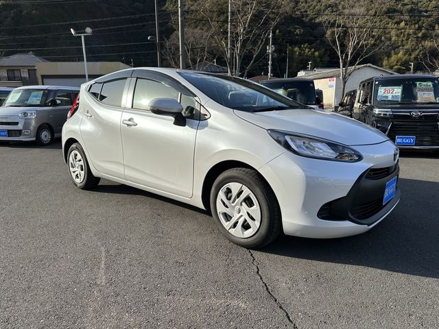 TOYOTA AQUA 2021 Image 31