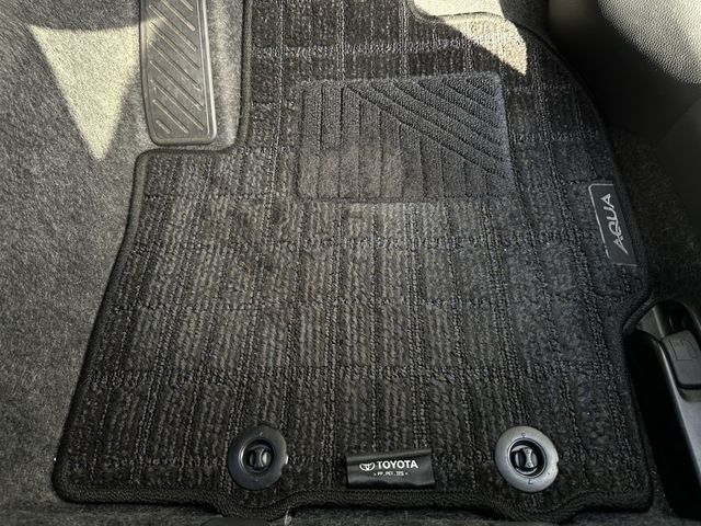 TOYOTA AQUA 2021 Image 31