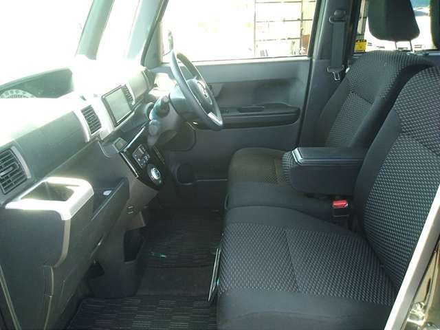 DAIHATSU WAKE 2017 Image 31