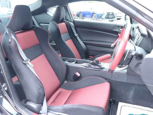TOYOTA 86 2014 Image 31