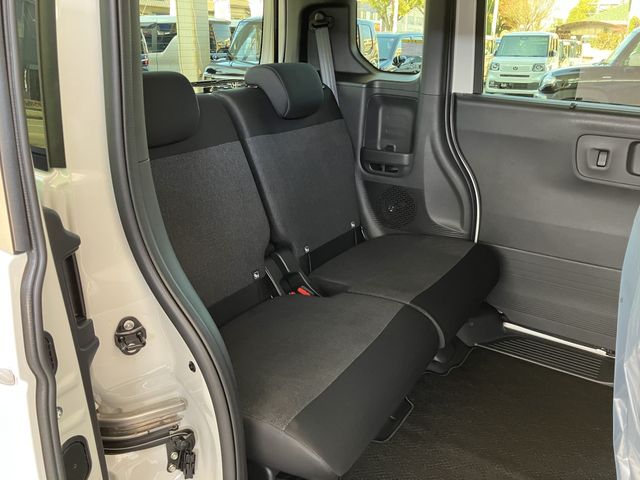 HONDA N BOX CUSTOM 2026 Image 31