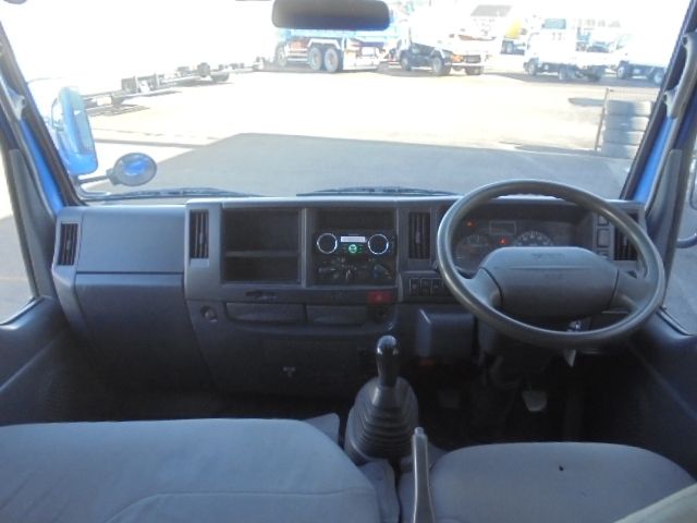 ISUZU ELF 2009 Image 31