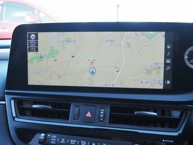 TOYOTA LEXUS ES300H 2022 Image 31