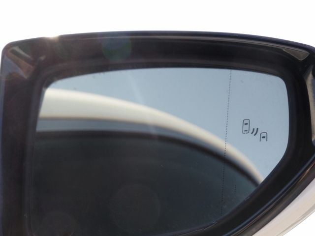 TOYOTA LEXUS ES300H 2022 Image 31