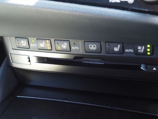 TOYOTA LEXUS ES300H 2022 Image 31