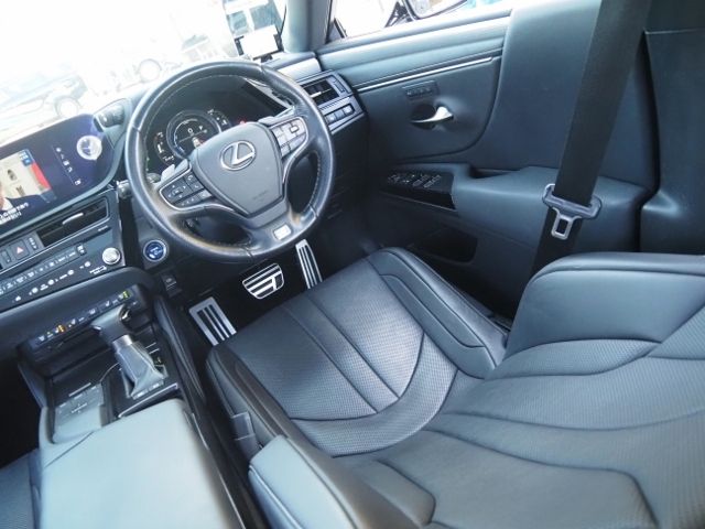 TOYOTA LEXUS ES300H 2022 Image 31