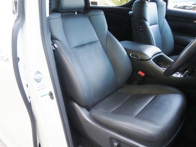 TOYOTA ALPHARD HYBRID 4WD 2020 Image 31