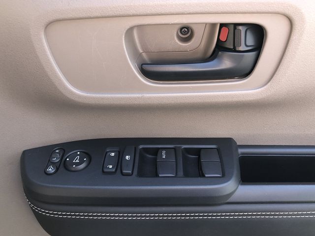 HONDA N BOX JOY 2024 Image 31