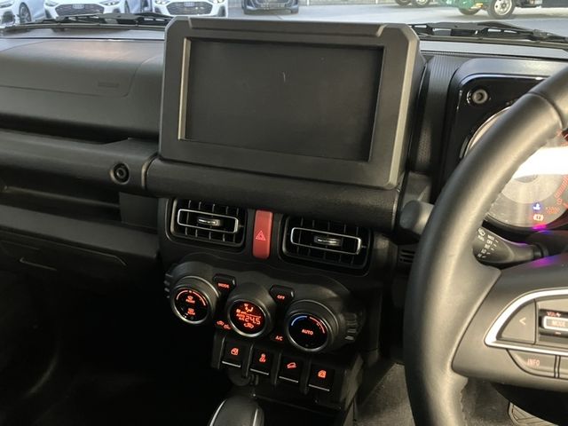 SUZUKI JIMNY 4WD 2024 Image 31