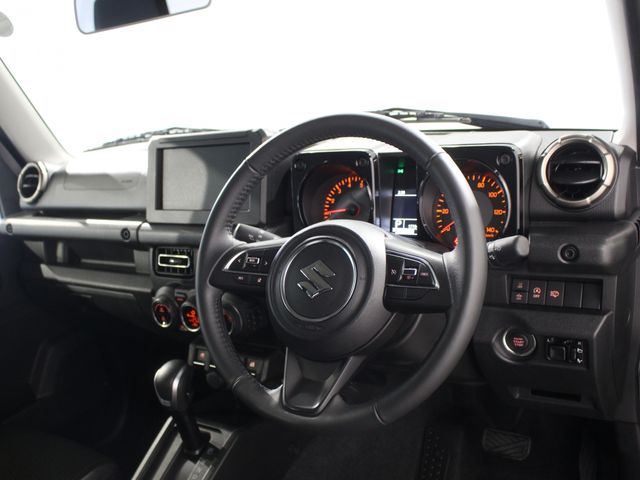 SUZUKI JIMNY 4WD 2024 Image 31