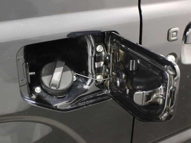 SUZUKI JIMNY 4WD 2024 Image 31