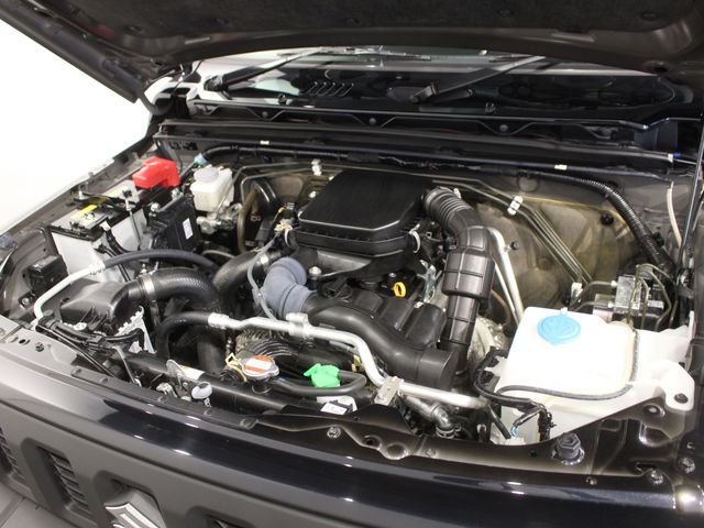 SUZUKI JIMNY 4WD 2024 Image 31