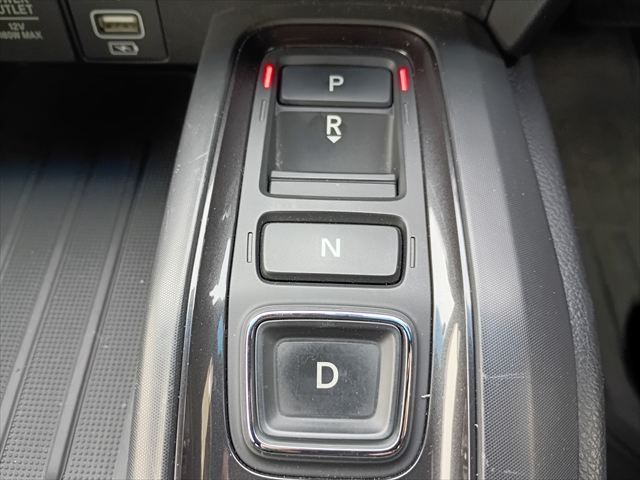 HONDA INSIGHT SEDAN 2019 Image 31