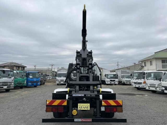 MITSUBISHI FUSOU FIGHTER 2006 Image 31