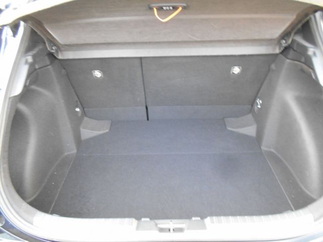 TOYOTA COROLLA SPORT HYBRID 2018 Image 31