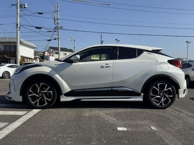 TOYOTA C-HR 2019 Image 31