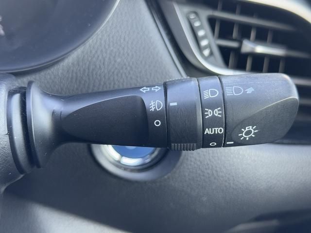 TOYOTA C-HR 2019 Image 31