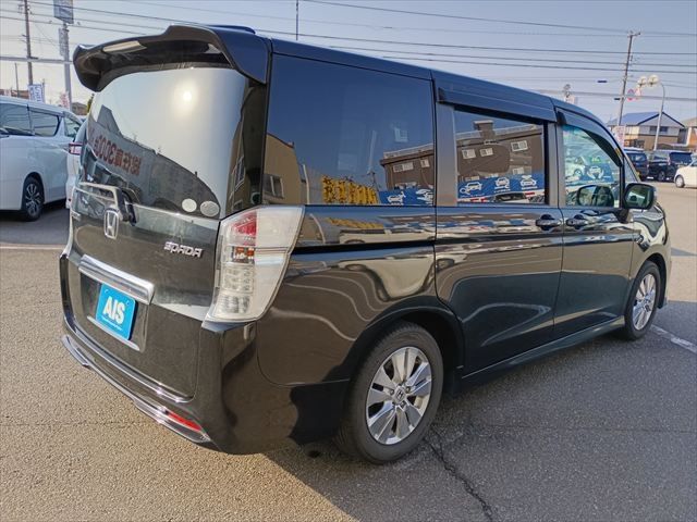 HONDA STEPWAGON SPADA 2010 Image 31