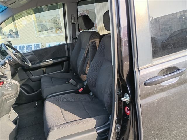 HONDA STEPWAGON SPADA 2010 Image 31