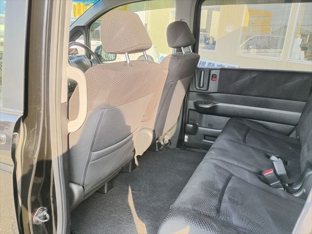 HONDA STEPWAGON SPADA 2010 Image 31