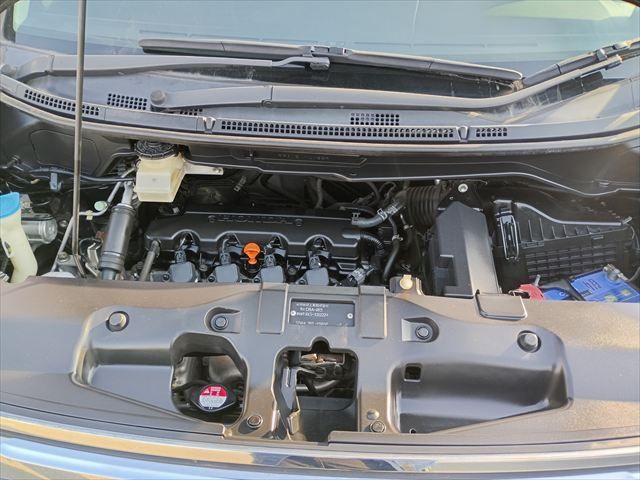 HONDA STEPWAGON SPADA 2010 Image 31