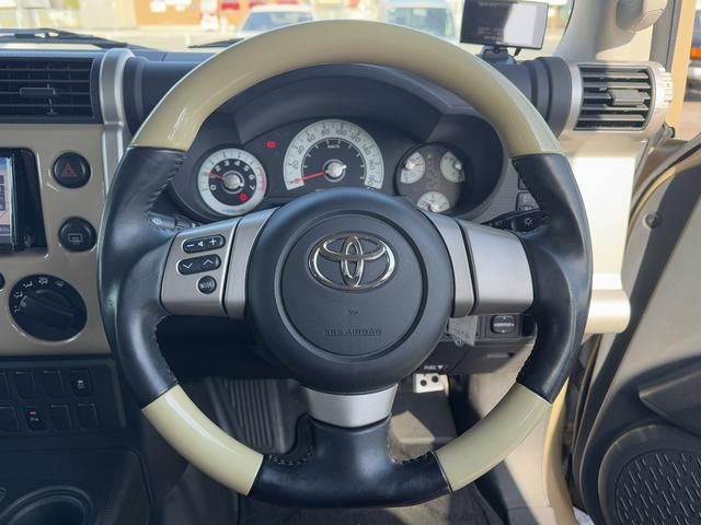 TOYOTA FJ CRUISER 4WD 2011 Image 31