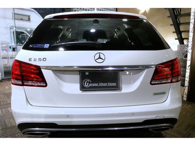MERCEDES BENZ E CLAS 2013 Image 31