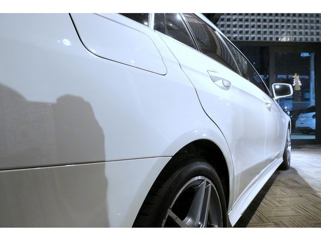 MERCEDES BENZ E CLAS 2013 Image 31