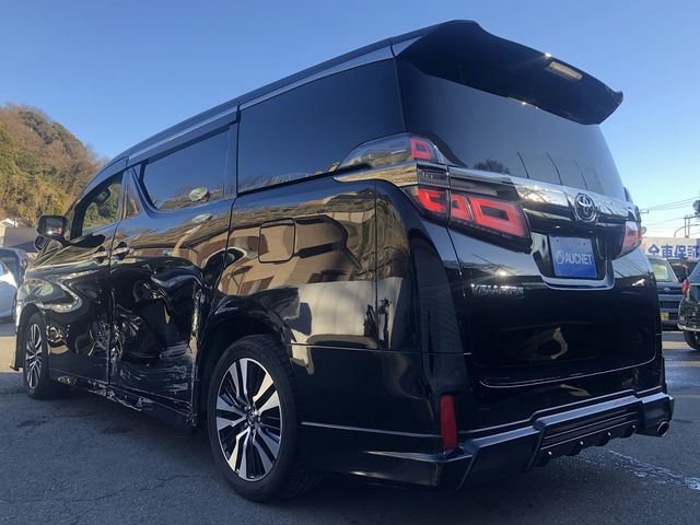 TOYOTA VELLFIRE 2018 Image 31