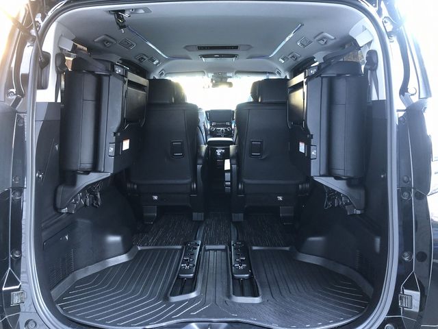 TOYOTA VELLFIRE 2018 Image 31