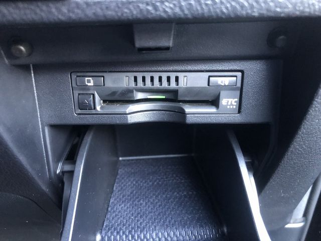 TOYOTA VELLFIRE 2018 Image 31