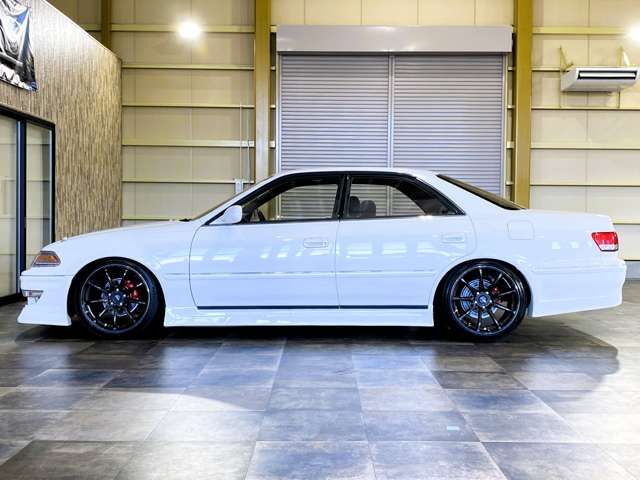 TOYOTA MARK2 HARDTOP 2000 Image 31