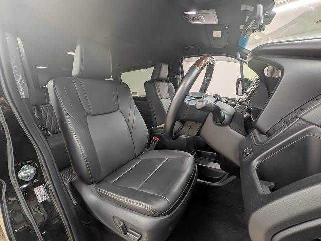 TOYOTA GRANACE 2020 Image 31