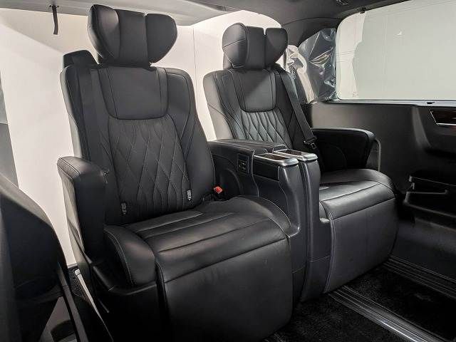 TOYOTA GRANACE 2020 Image 31