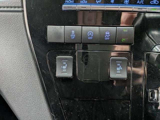 TOYOTA GRANACE 2020 Image 31