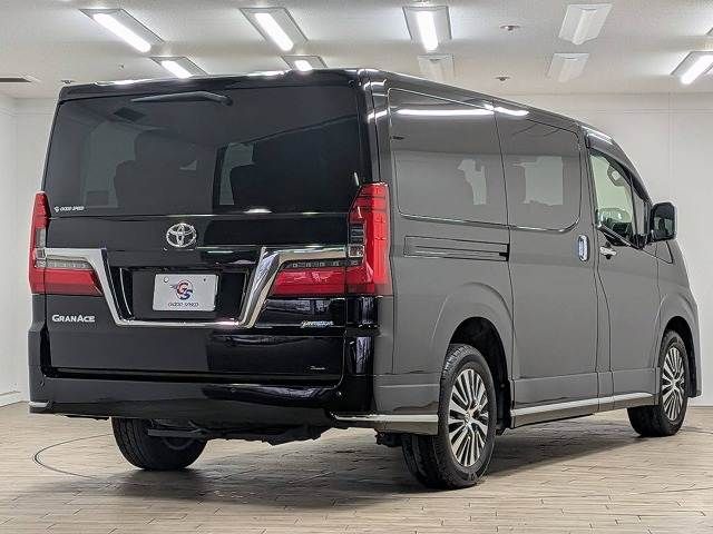 TOYOTA GRANACE 2020 Image 31