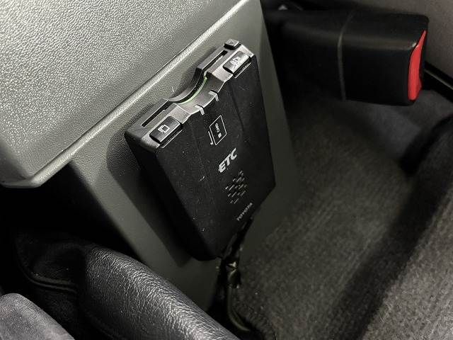 TOYOTA LANDCRUISER VAN 2015 Image 31