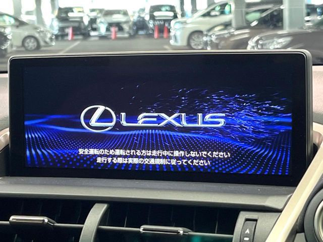 TOYOTA LEXUS NX300 2018 Image 31