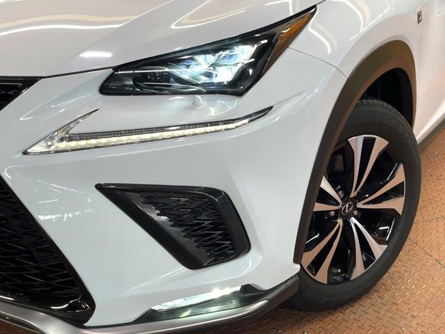 TOYOTA LEXUS NX300 2018 Image 31