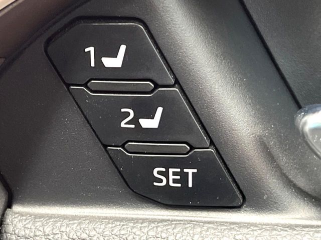 TOYOTA RAV4 HYBRID 4WD 2023 Image 31