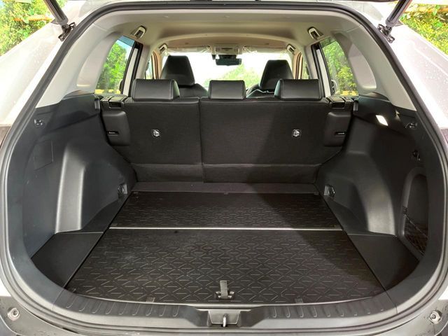 TOYOTA RAV4 HYBRID 4WD 2023 Image 31