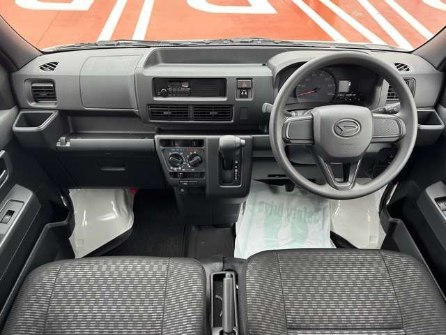 DAIHATSU HIJET DECKVAN 2024 Image 31