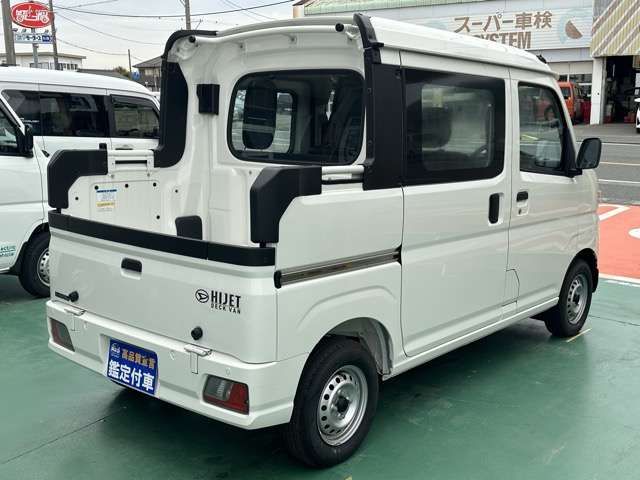 DAIHATSU HIJET DECKVAN 2024 Image 31