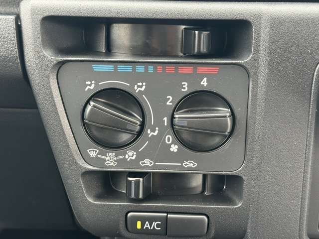 DAIHATSU HIJET DECKVAN 2024 Image 31