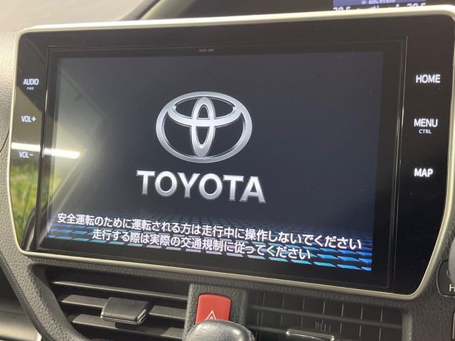 TOYOTA VOXY 2019 Image 31